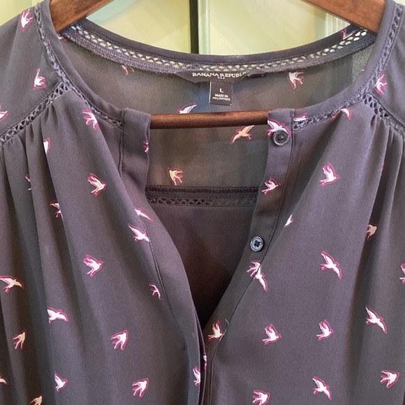 Banana Republic charcoal gray dress with cream and magenta bird pattern. - Picture 6 of 8
